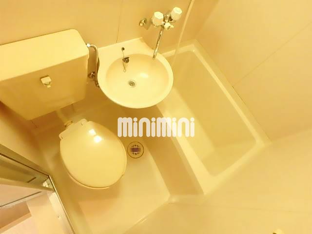 バス・シャワールーム　室内写真です。