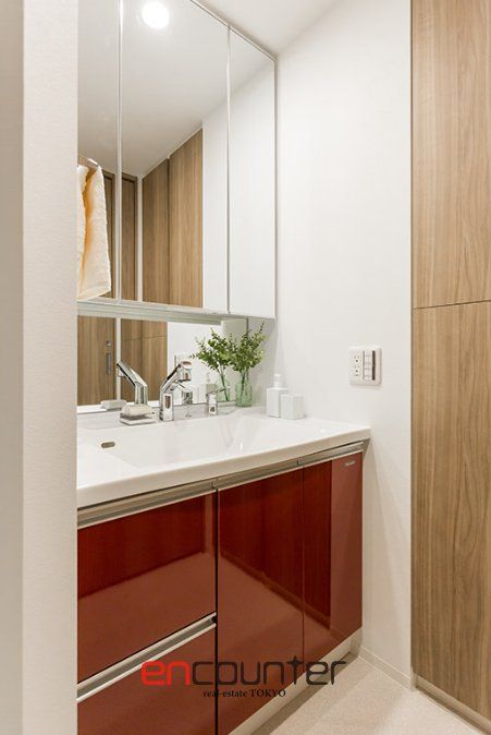 洗面設備　※同マンション別室参考写真