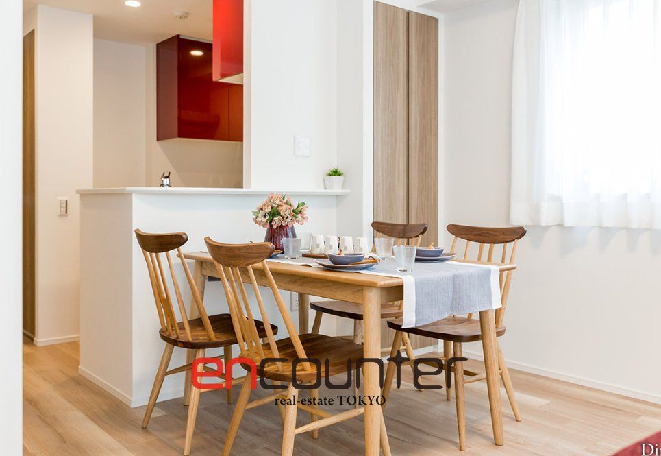 居室・リビング　※同マンション別室参考写真