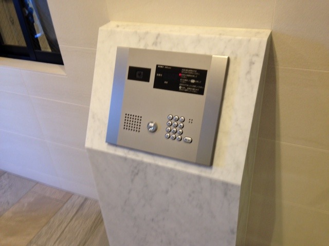 エントランス　オートロック