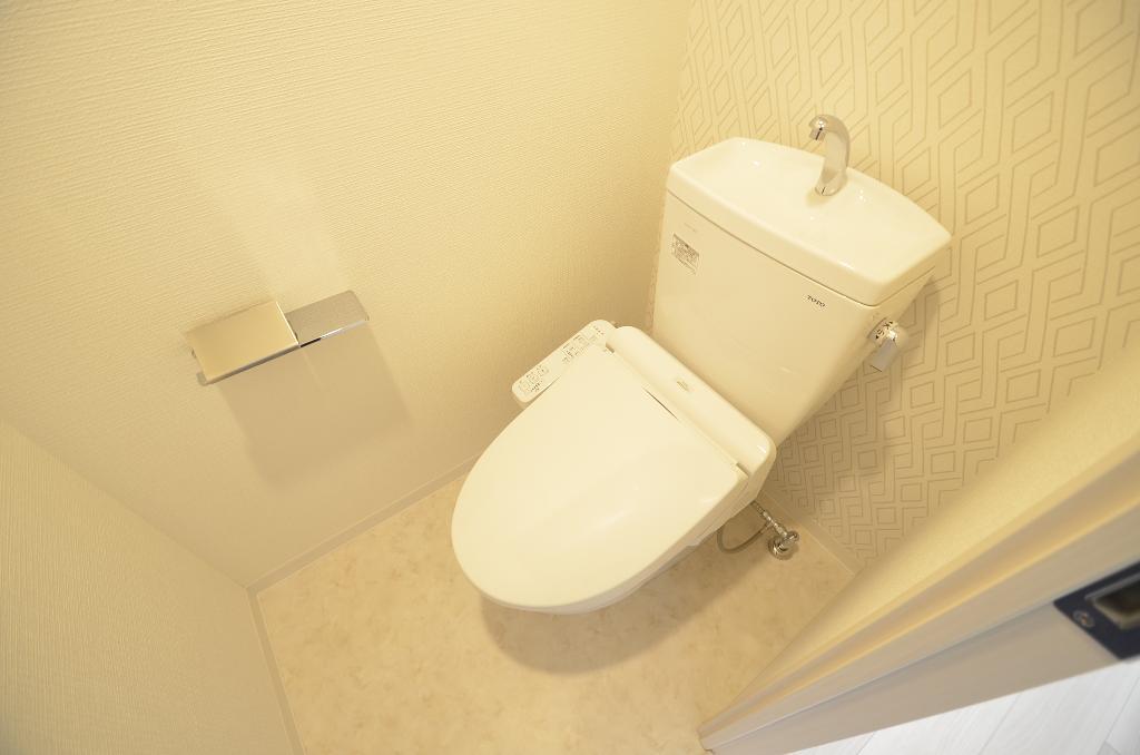 トイレ　シャワー付トイレ