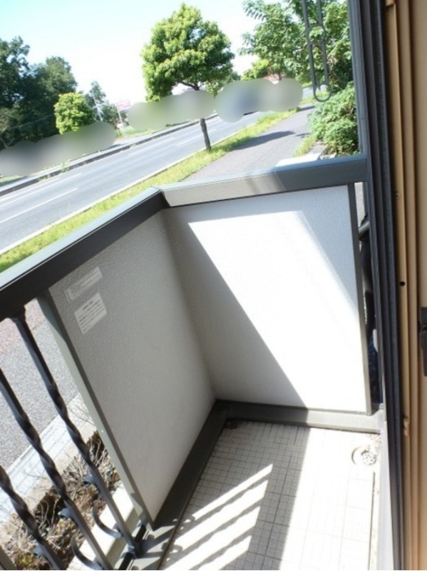 バルコニー　図面と現状に相違がある場合には現状を優先