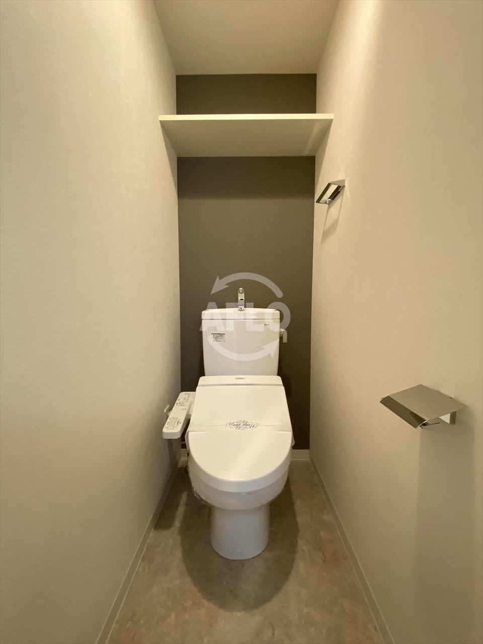 トイレ　エスプレイス大阪城SOUTH　温水洗浄便座