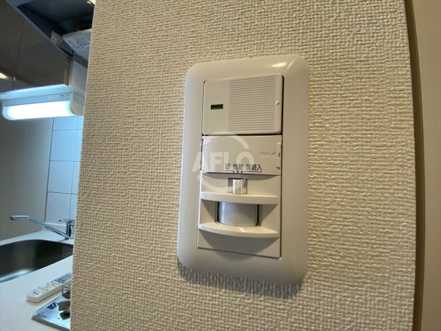 その他　エスプレイス大阪城SOUTH　人感センサーライト