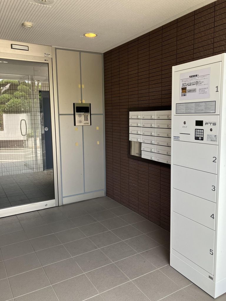 エントランス　エントランス