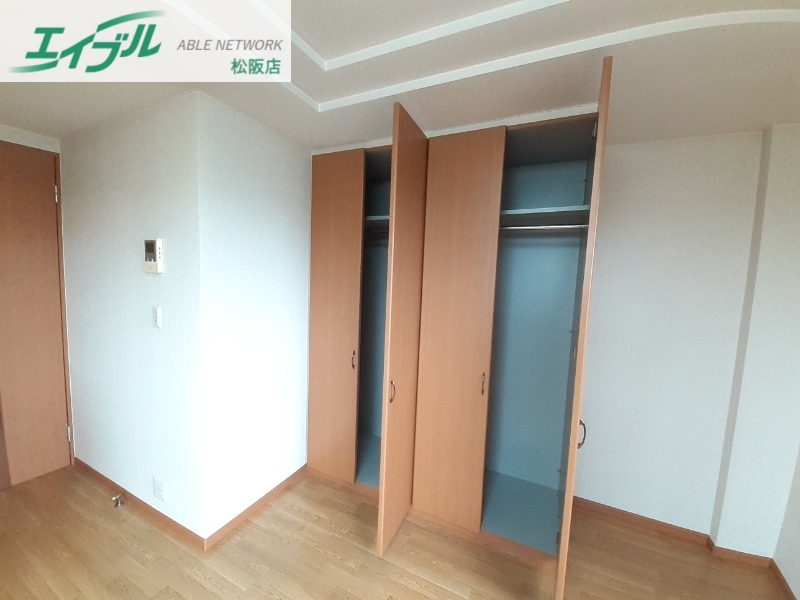 収納　同物件別室反転タイプ画像