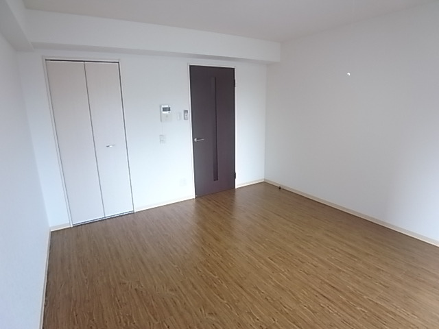 居室・リビング　見ての通り日当たり良好のお部屋です。