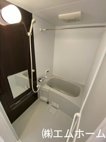 バス・シャワールーム　浴室暖房乾燥機付バスルーム