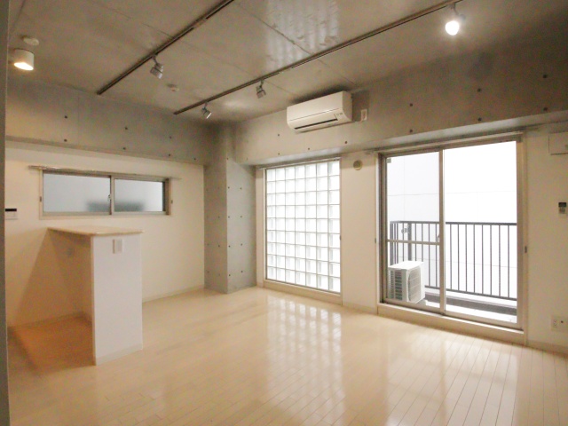 居室・リビング　※別室の参考写真の為、現況優先です。