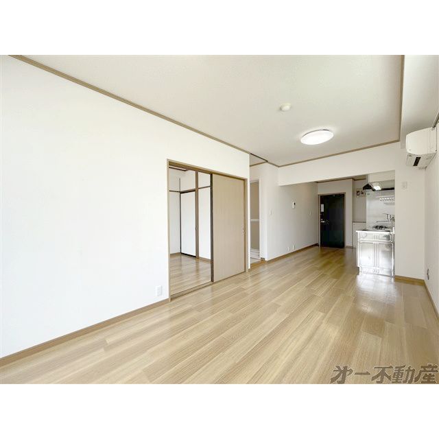 居室・リビング　リビング