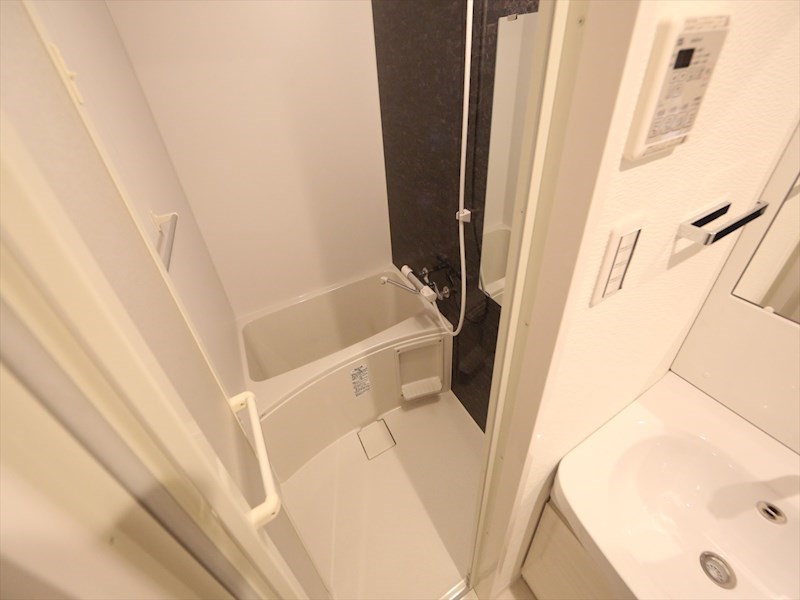 バス・シャワールーム　バスルーム　浴室暖房乾燥機付き