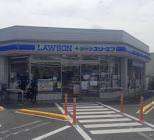 コンビニ　１００ローソン（コンビニ）まで200m