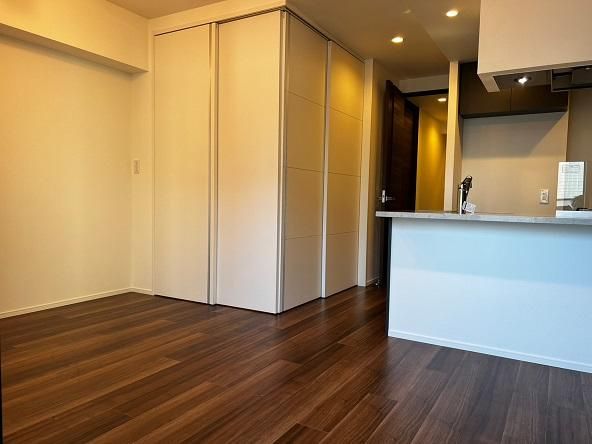 居室・リビング　写真は同タイプ住居です。