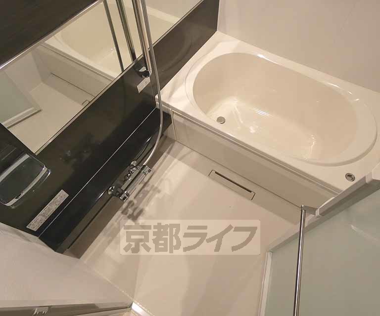 バス・シャワールーム　浴室です。