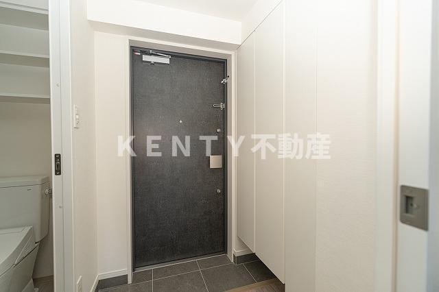 玄関　落ち着いた玄関です