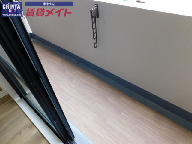 バルコニー　同じ物件、別部屋の写真です