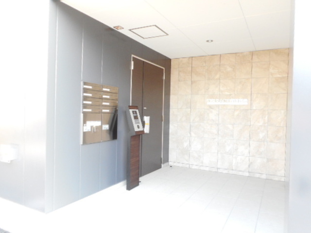 エントランス　オートロック付エントランス