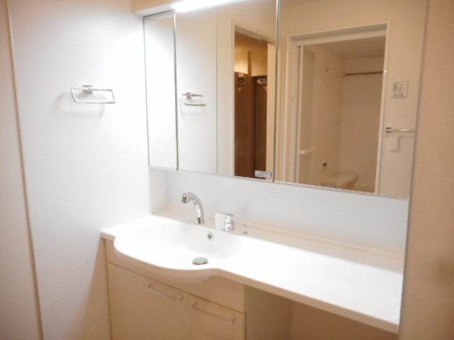 洗面設備　洗髪洗面化粧台