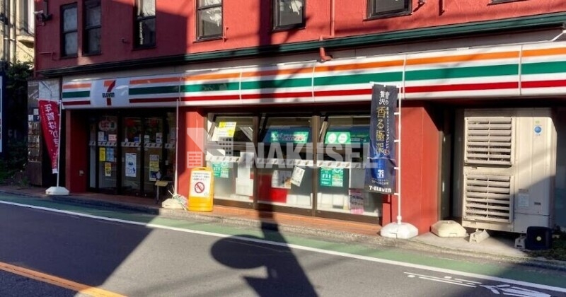 コンビニ　セブンイレブン自由が丘学園通り店（コンビニ）まで825m