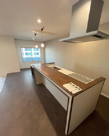 居室・リビング　内観1