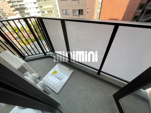 バルコニー　同間取り別部屋写真です