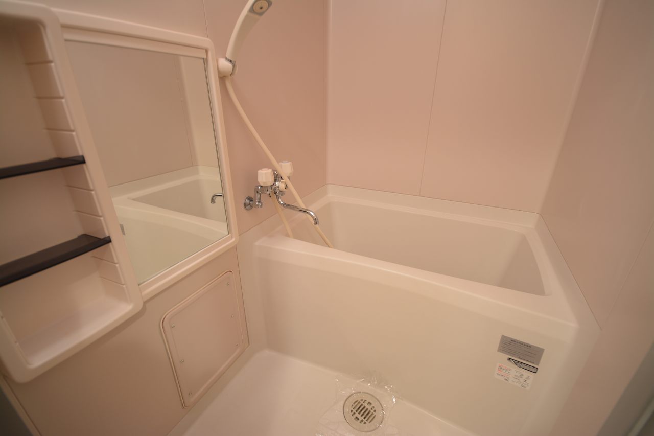 バス・シャワールーム　別号室画像。ご参考下さい