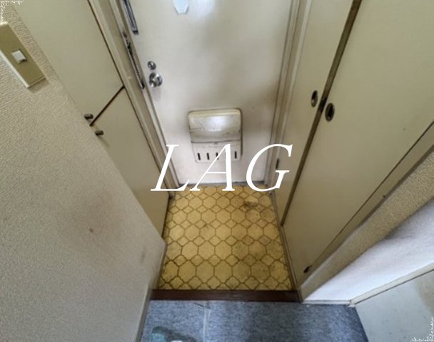 玄関　玄関です。
