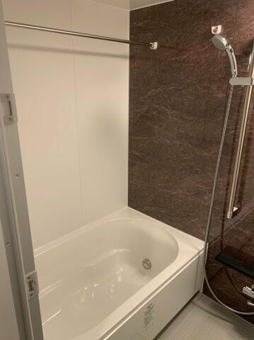 バス・シャワールーム　お風呂で日々の疲れを落としましょう