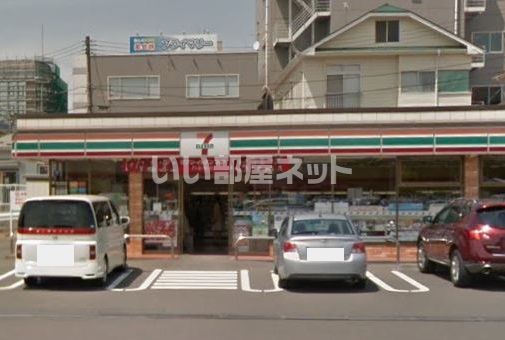 コンビニ　セブンイレブン 仙台泉中央3丁目店（コンビニ）まで147m