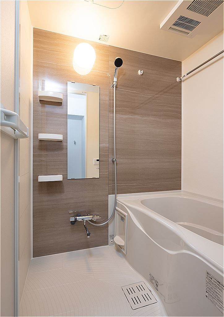 バス・シャワールーム