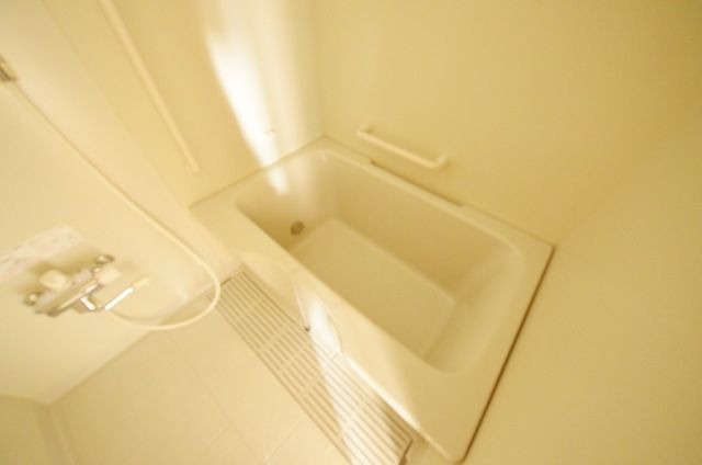 バス・シャワールーム　バストイレ別