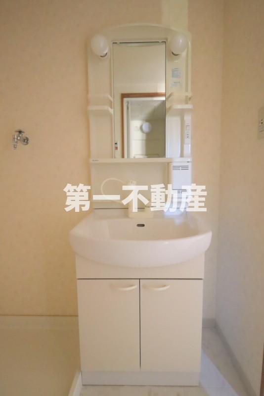 洗面設備　洗髪洗面化粧台