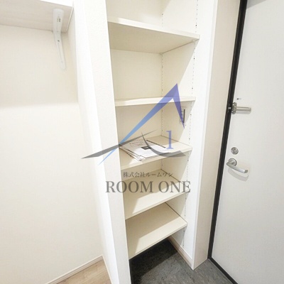 玄関　玄関です。