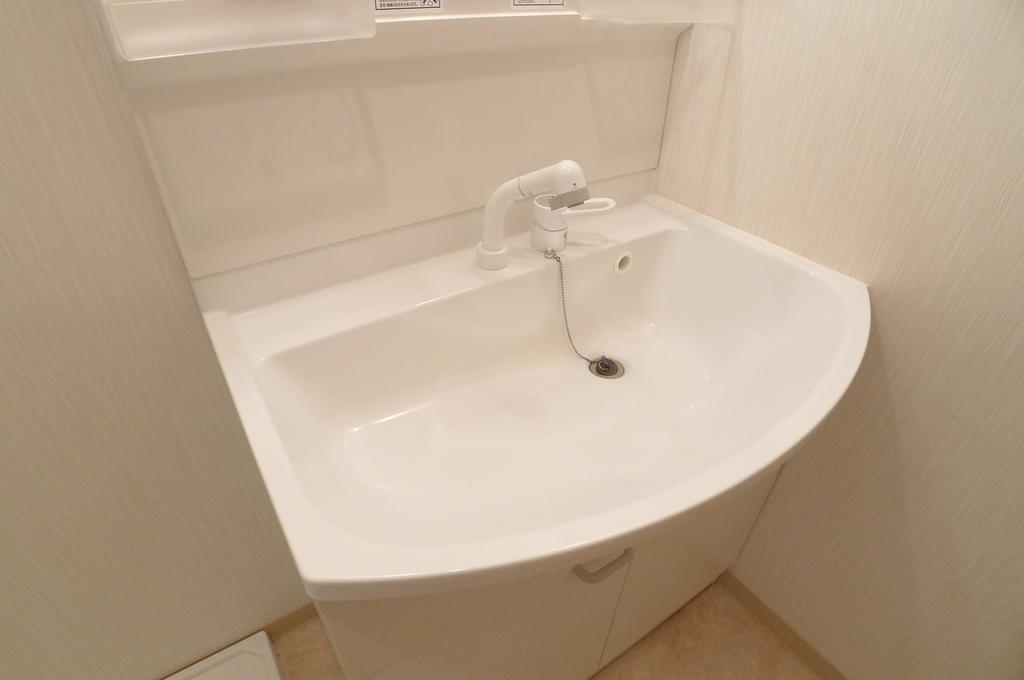洗面設備　（写真は物件イメージです。）