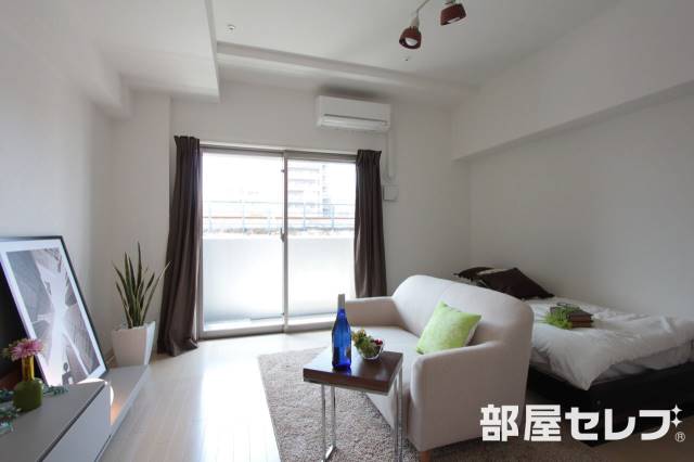 居室・リビング　明るいお部屋ですね