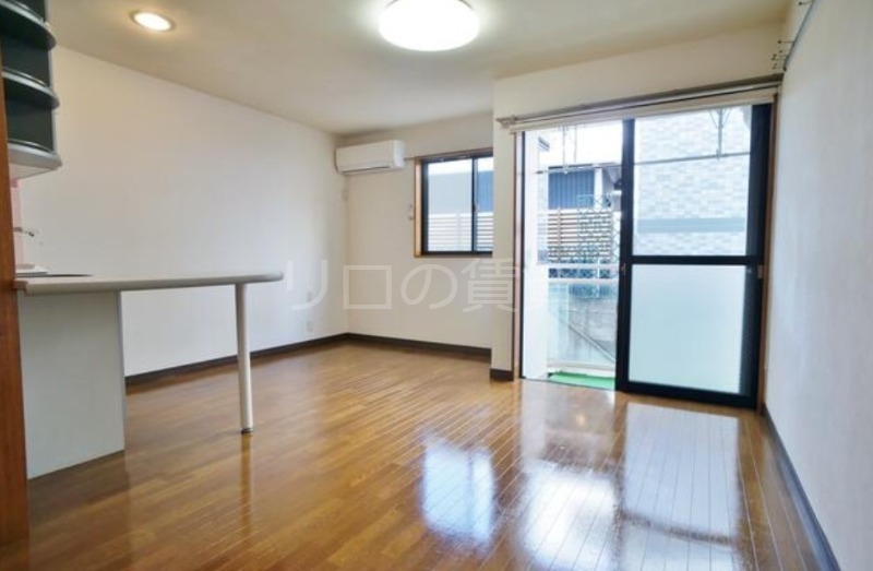 居室・リビング　以下、別部屋参照