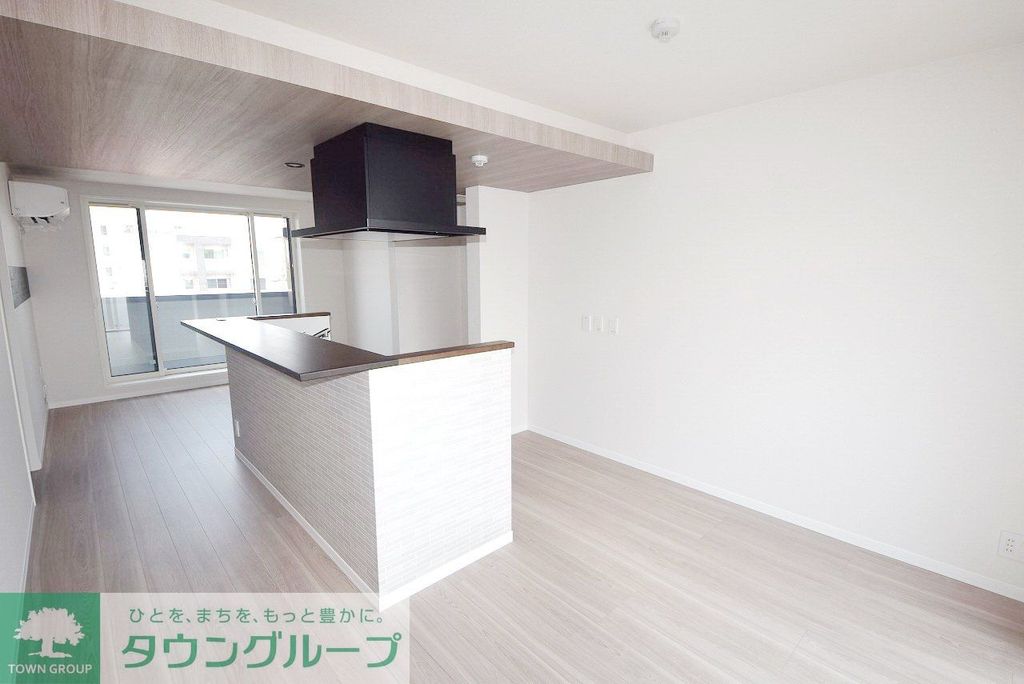 居室・リビング　キッチン