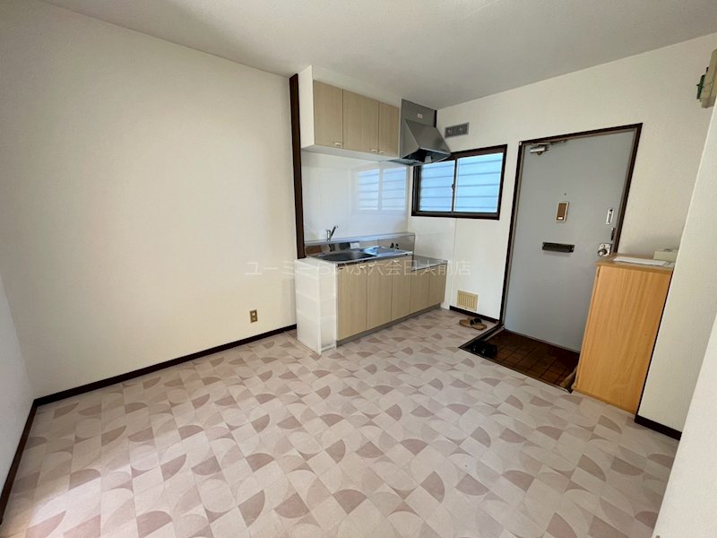 居室・リビング　洋室にエアコン設置します！