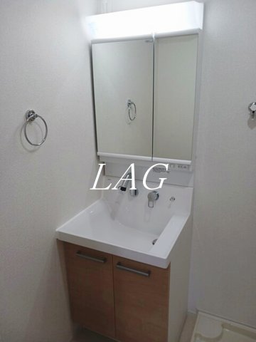 洗面設備　洗面台です。