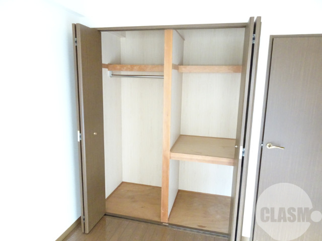 収納　洋室収納