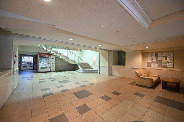 ロビー　角部屋です