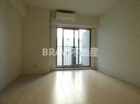 居室・リビング　【ミラージュパレス本町東レジデンス】ゆったりとしたリビングで