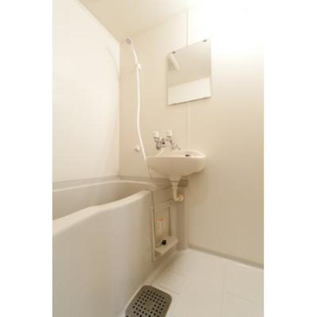 バス・シャワールーム　※写真は同タイプ住戸です。