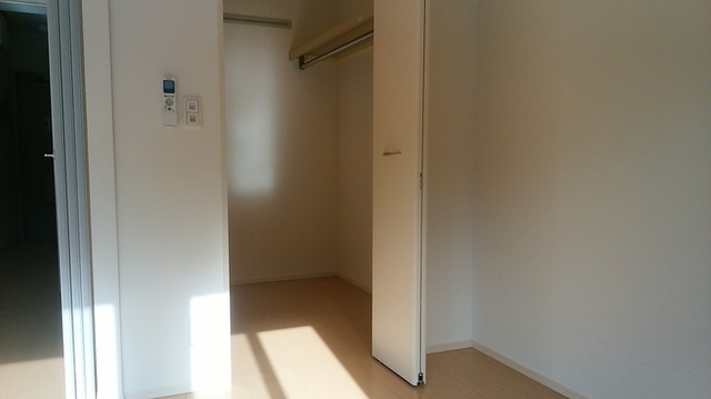 収納　ウォークインクローゼット