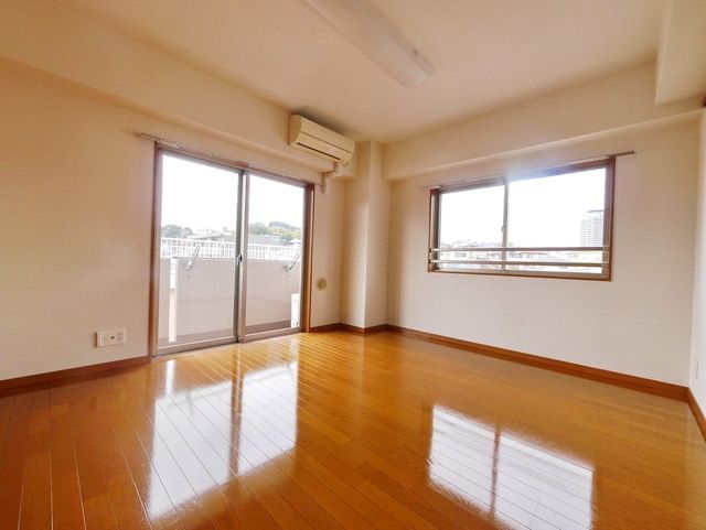 居室・リビング　★お部屋探しは、タウンハウジング多摩センター店へ★