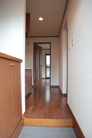 玄関　広々玄関シューズＢＯＸも付いてます。