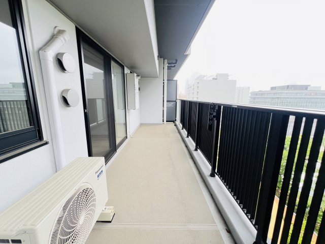 バルコニー　＊同間取り別部屋参照