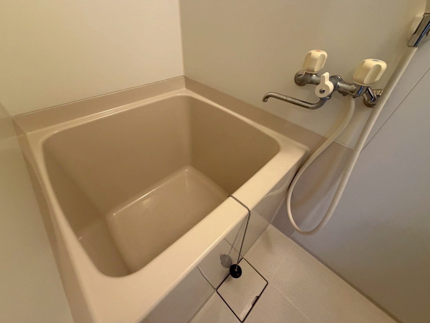 バス・シャワールーム　詳細は、RISUMO江坂本店までお問合せください♪