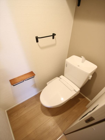 トイレ　ウォシュレット付のトイレ