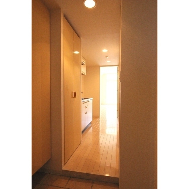 玄関　※同タイプ別部屋写真